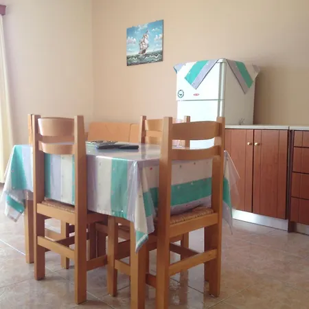Margarita αpartments Sea View Apartman *